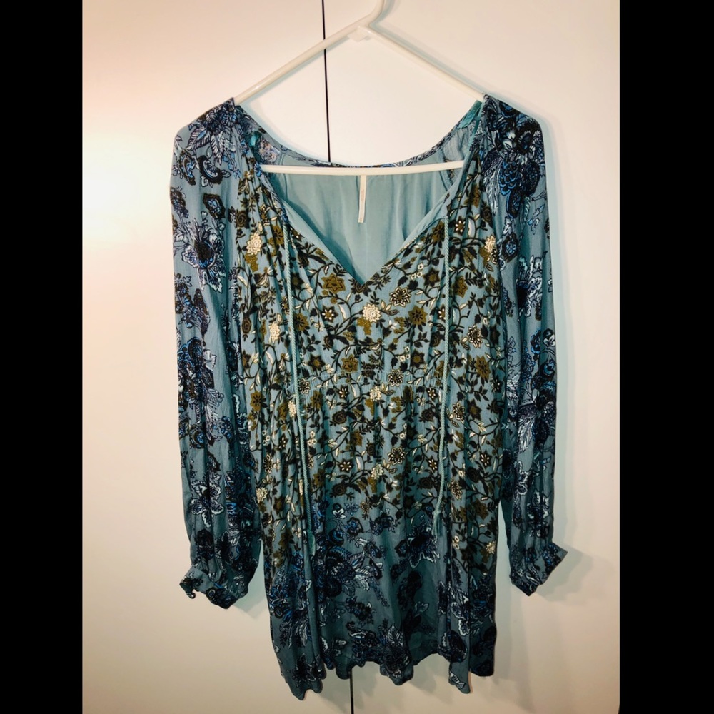 FREE PEOPLE floral tunic blouse 👚